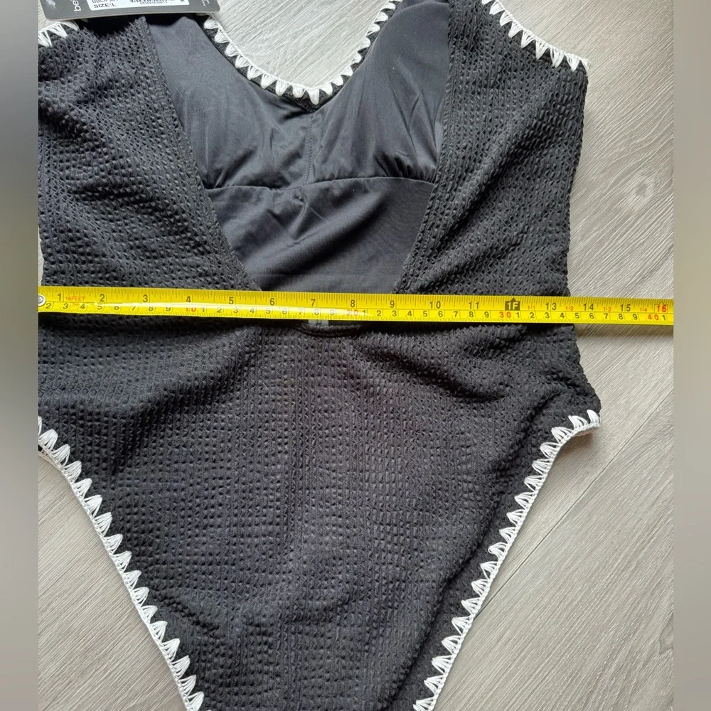 Bebe Black Texture Rib One-Piece Swimsuit with White Trim nwt - Picture 4 of 5